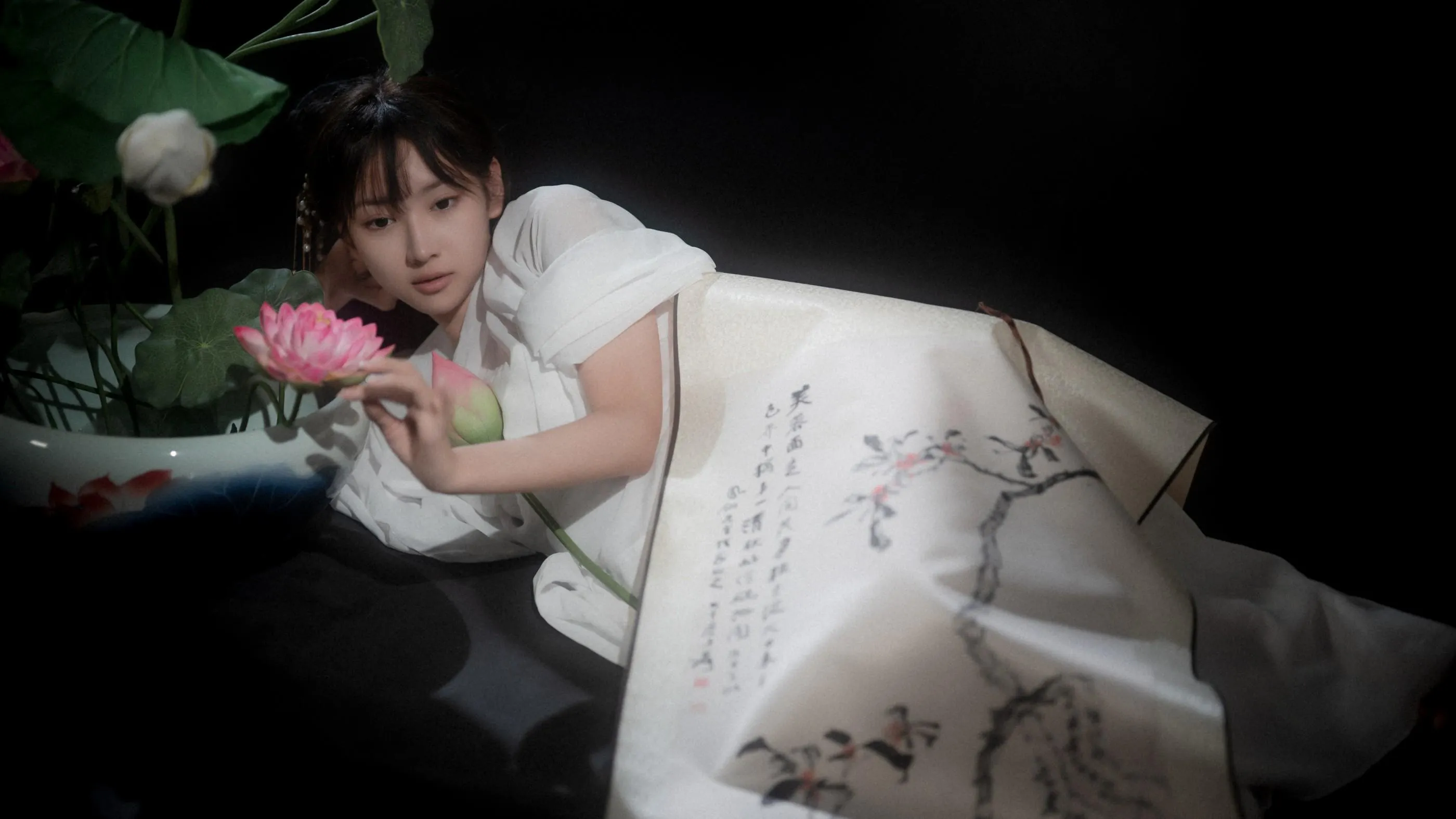 [YITUYU艺图语]2022.08.29 荷思 筱雯 [57P]插图5